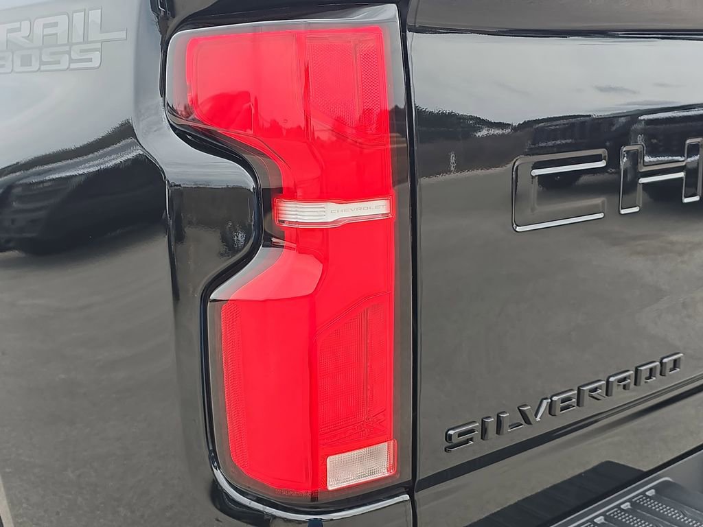 Used 2026 Chevrolet Silverado 2500 LT w/ Trail Boss Package image 31
