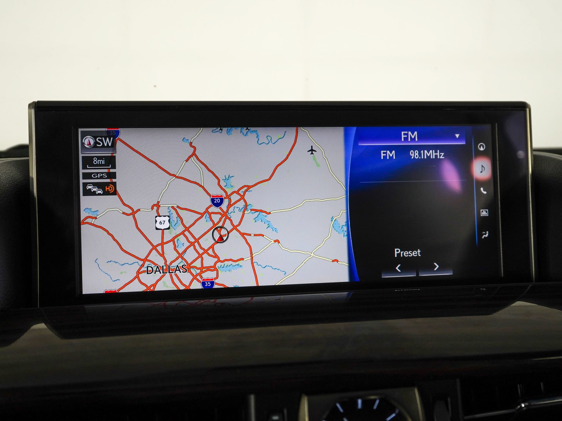 Used 2021 Lexus LX 570 4WD w/ Sport Package image 26