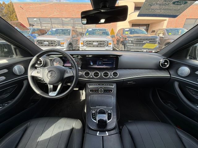 Used 2018 Mercedes-Benz E 400 E 400 image 16