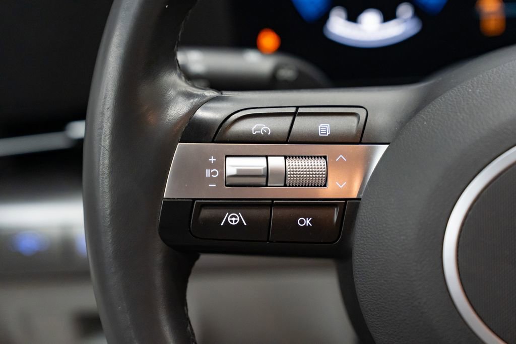 Used 2024 Hyundai Kona SEL image 16