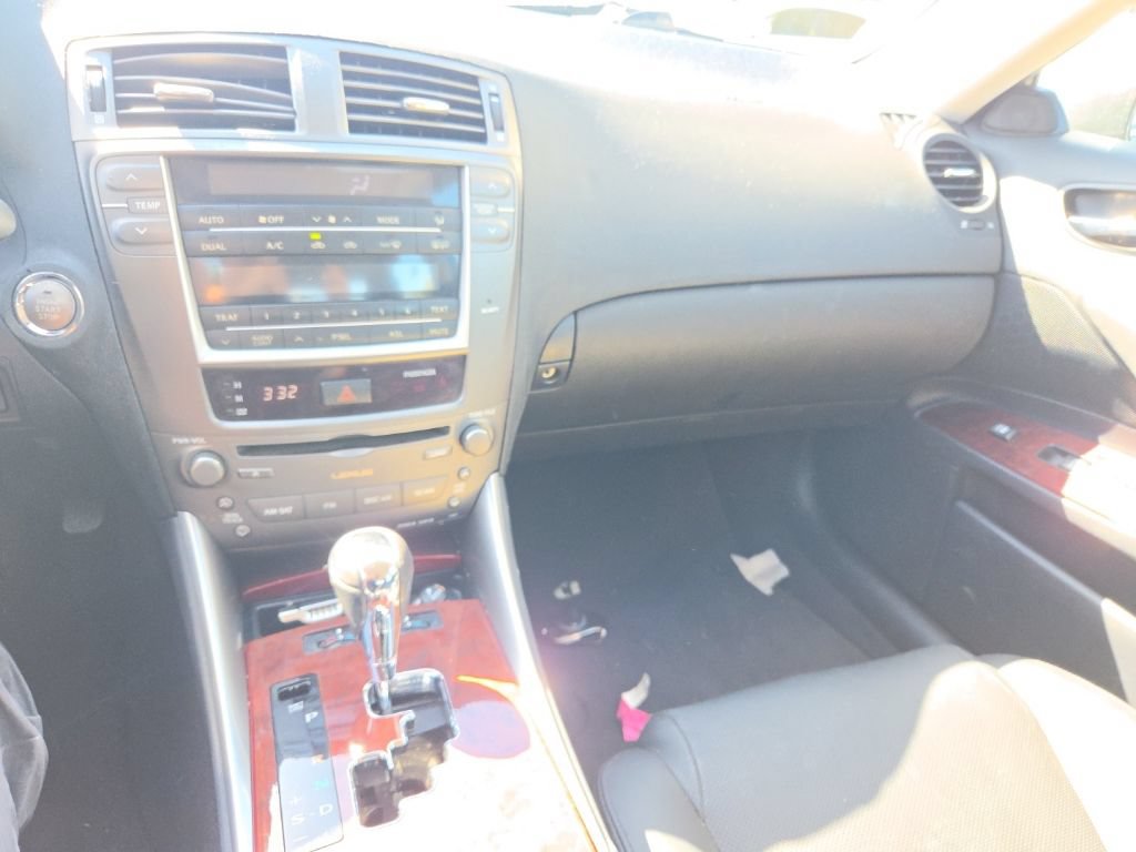 Used 2007 Lexus IS 250 w/ Premium Pkg RWD image 13