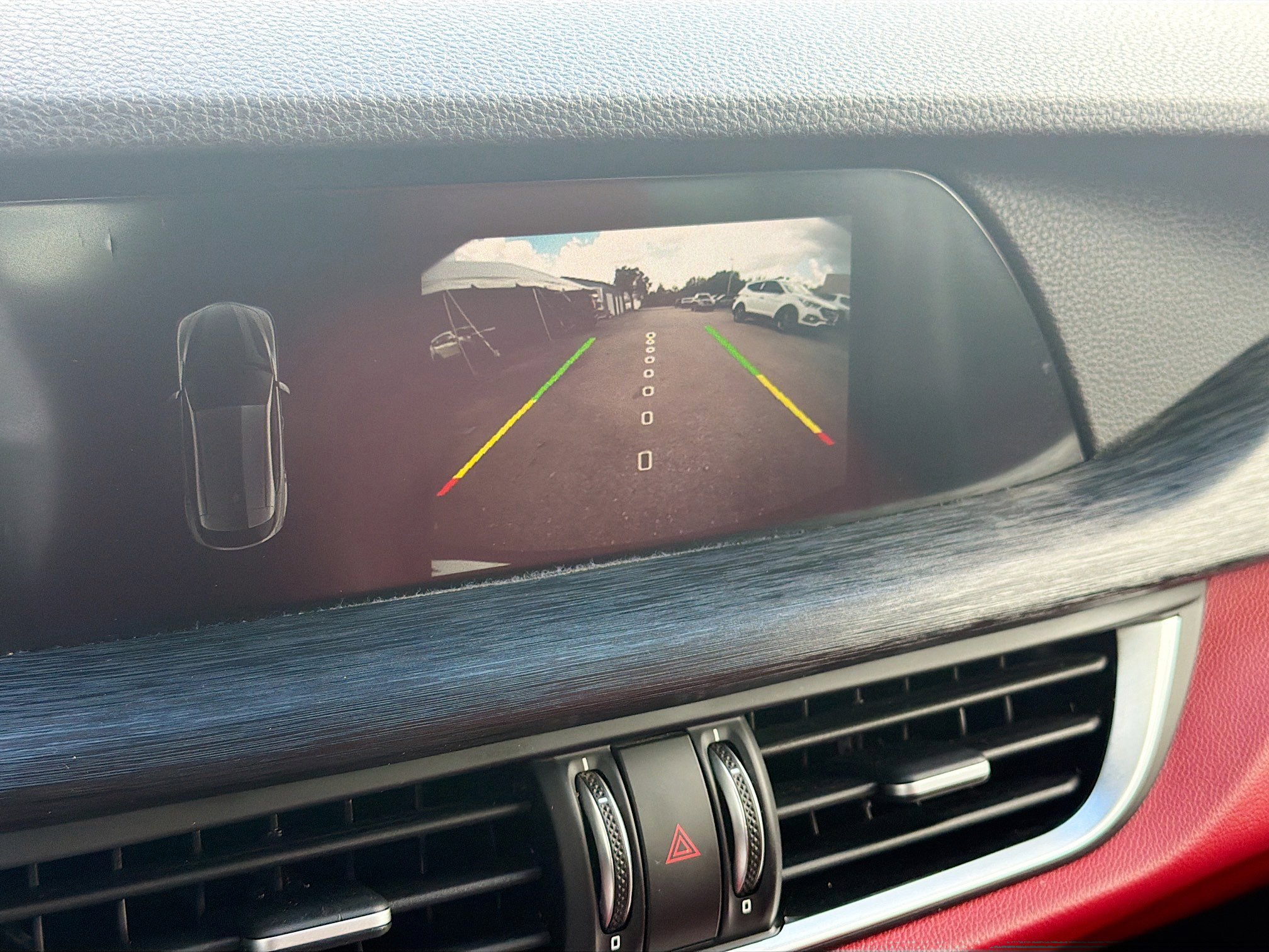 Used 2020 Alfa Romeo Stelvio Base image 33