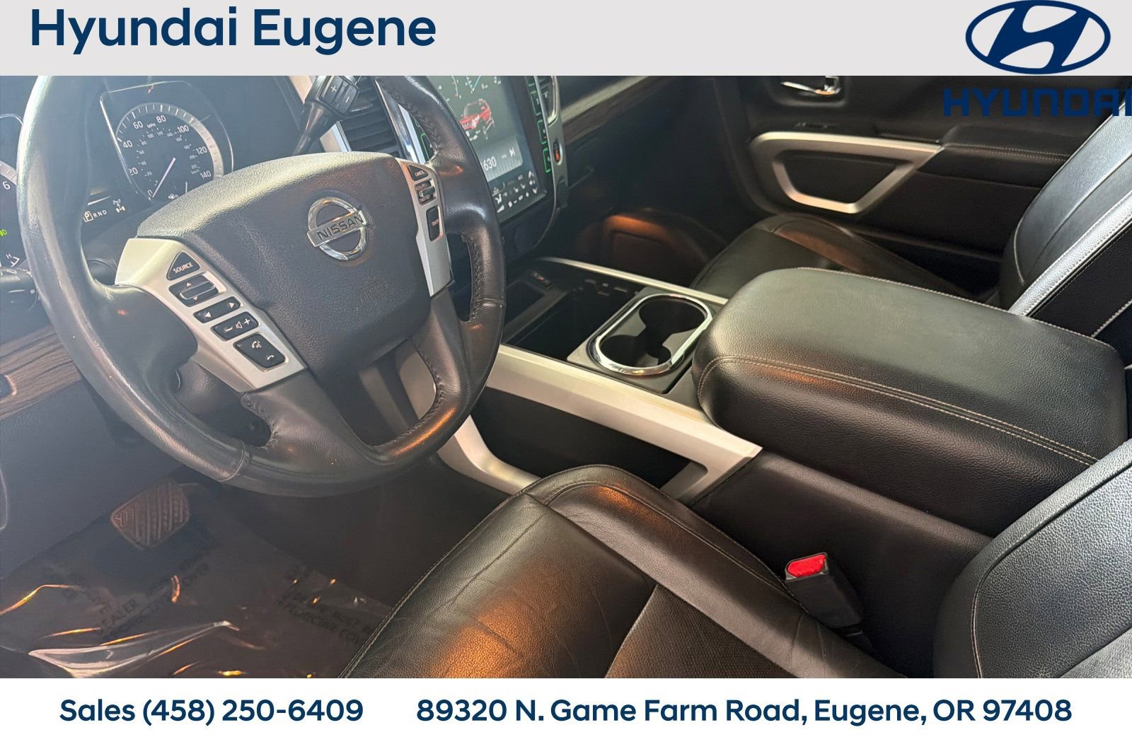 Used 2018 Nissan Titan SL AWD/4WD image 11