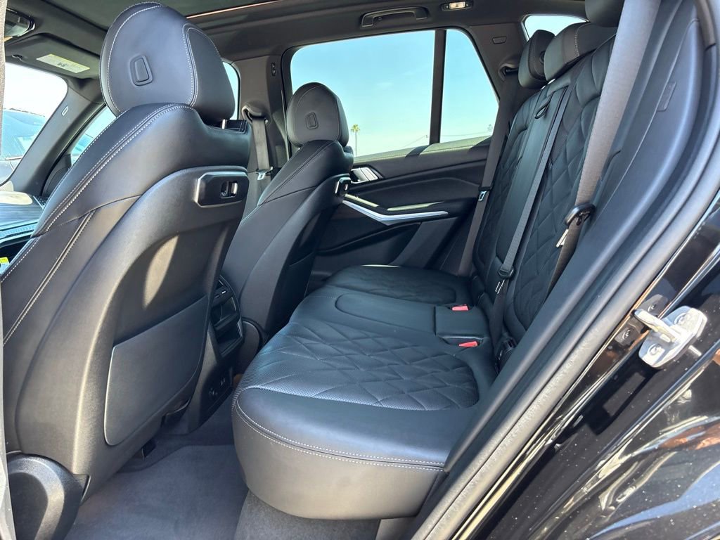 Used 2024 BMW X5 xDrive50e w/ Parking Assistance Package image 12