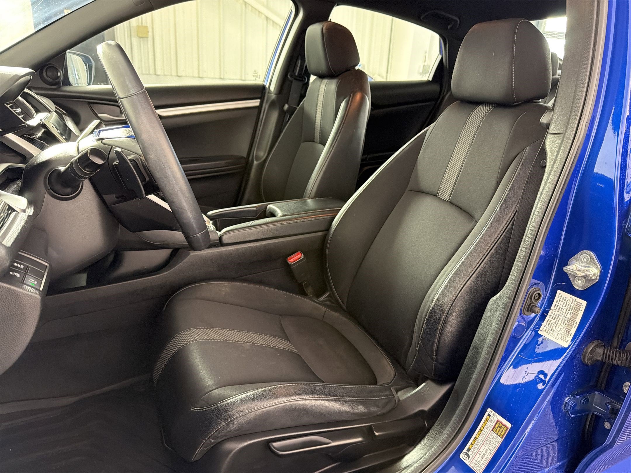 Used 2020 Honda Civic Sport image 5