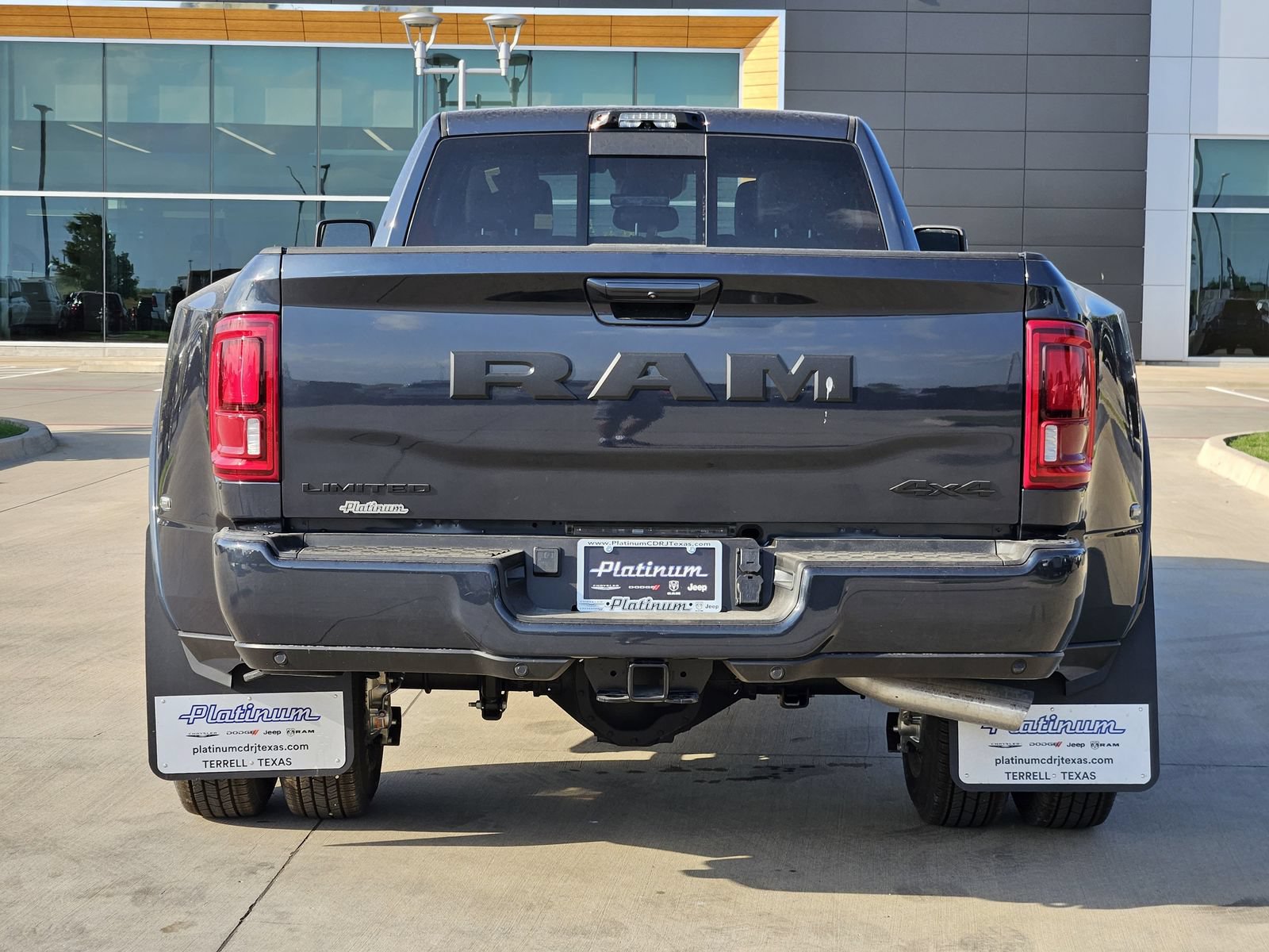 New 2026 RAM 3500 Limited AWD/4WD image 9