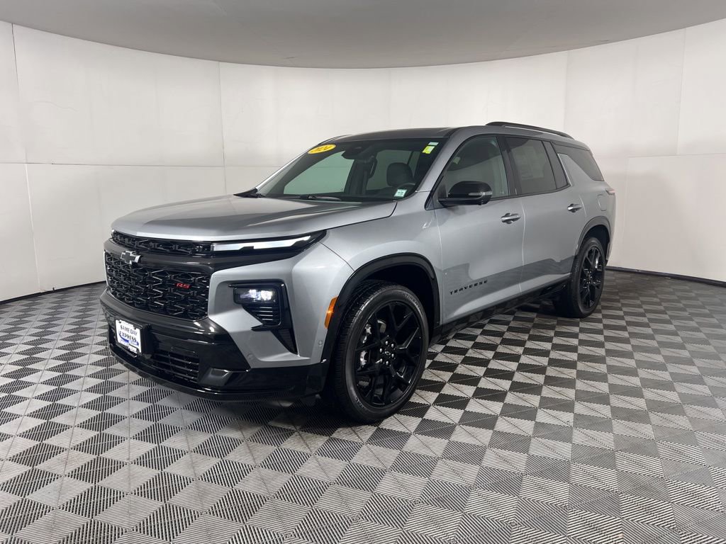 Used 2024 Chevrolet Traverse RS image 17