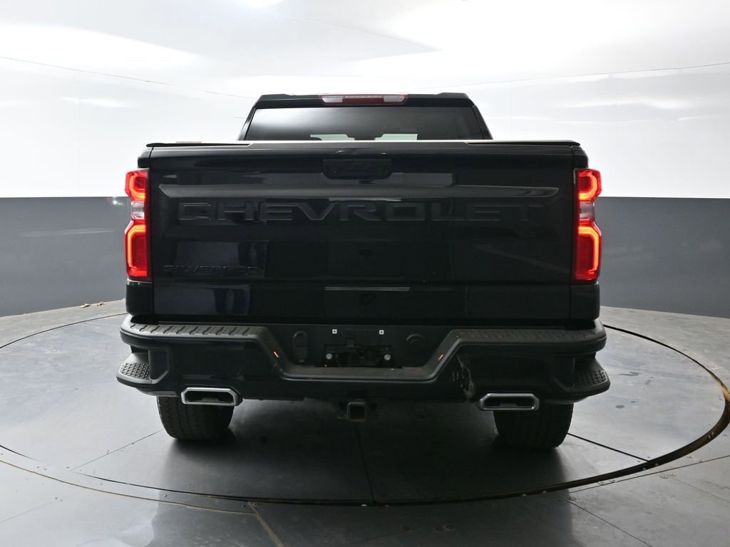 Used 2024 Chevrolet Silverado 1500 LT Trail Boss w/ LPO, Dark Essentials Package AWD/4WD image 13