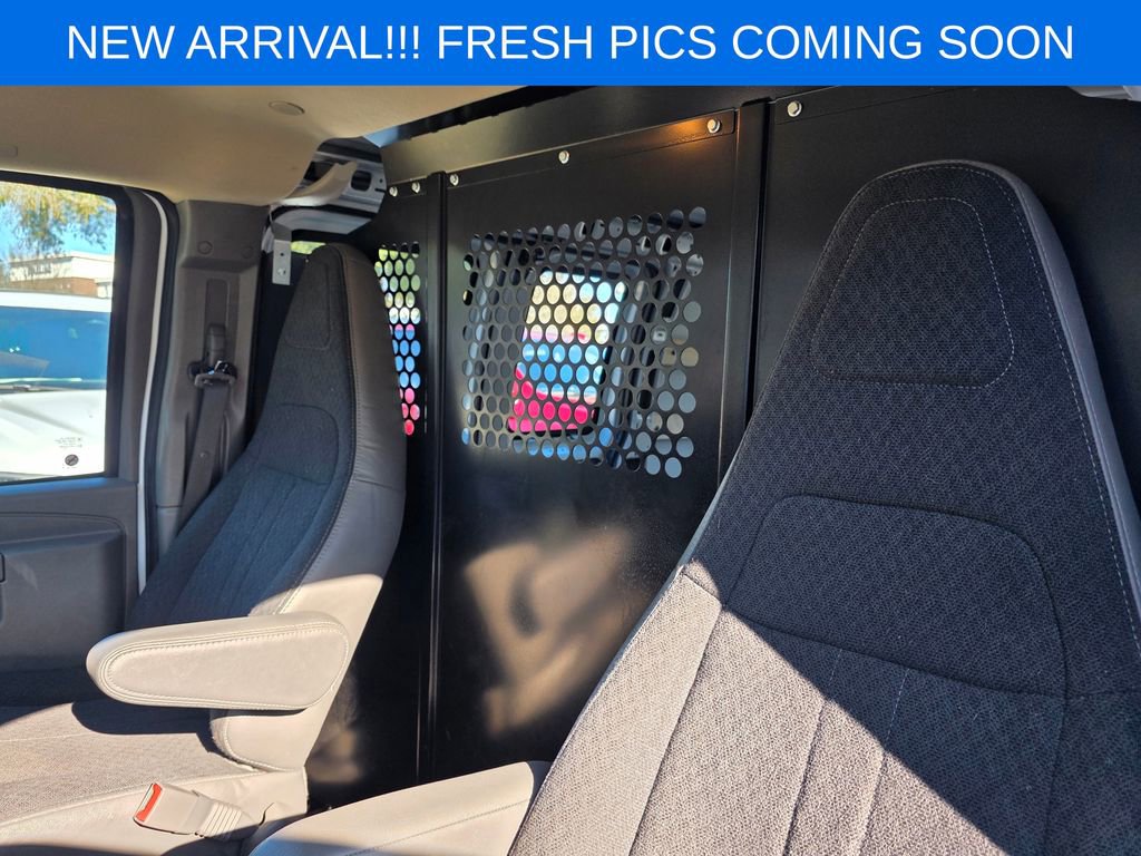 Used 2024 Chevrolet Express 2500 w/ Driver Convenience Package image 8