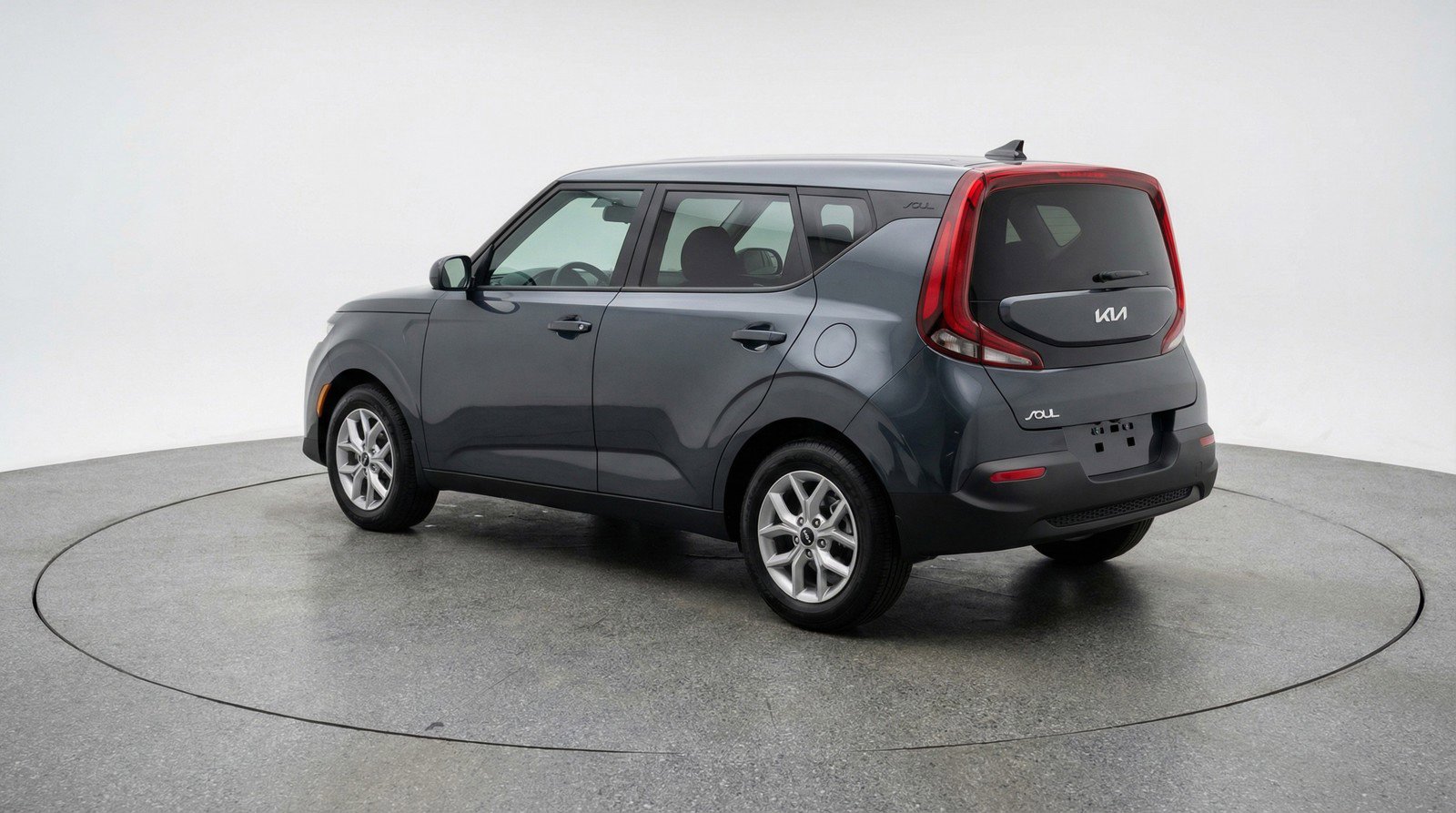 Used 2025 Kia Soul LX w/ LX Technology Package FWD image 6