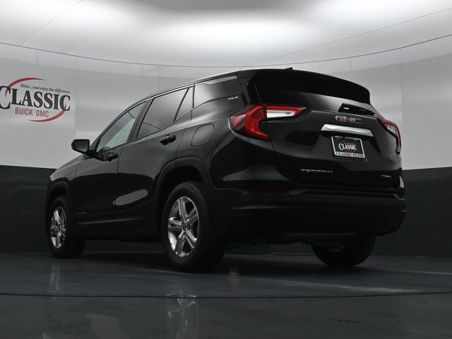 Used 2024 GMC Terrain SLE image 24