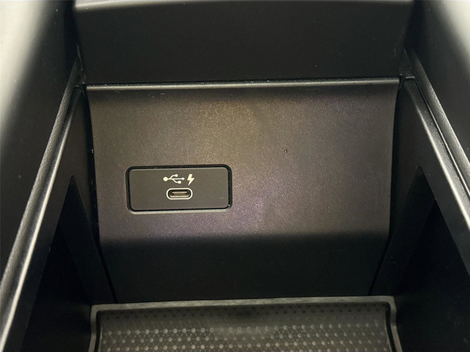 Used 2023 BMW X5 sDrive40i w/ Premium Package image 40