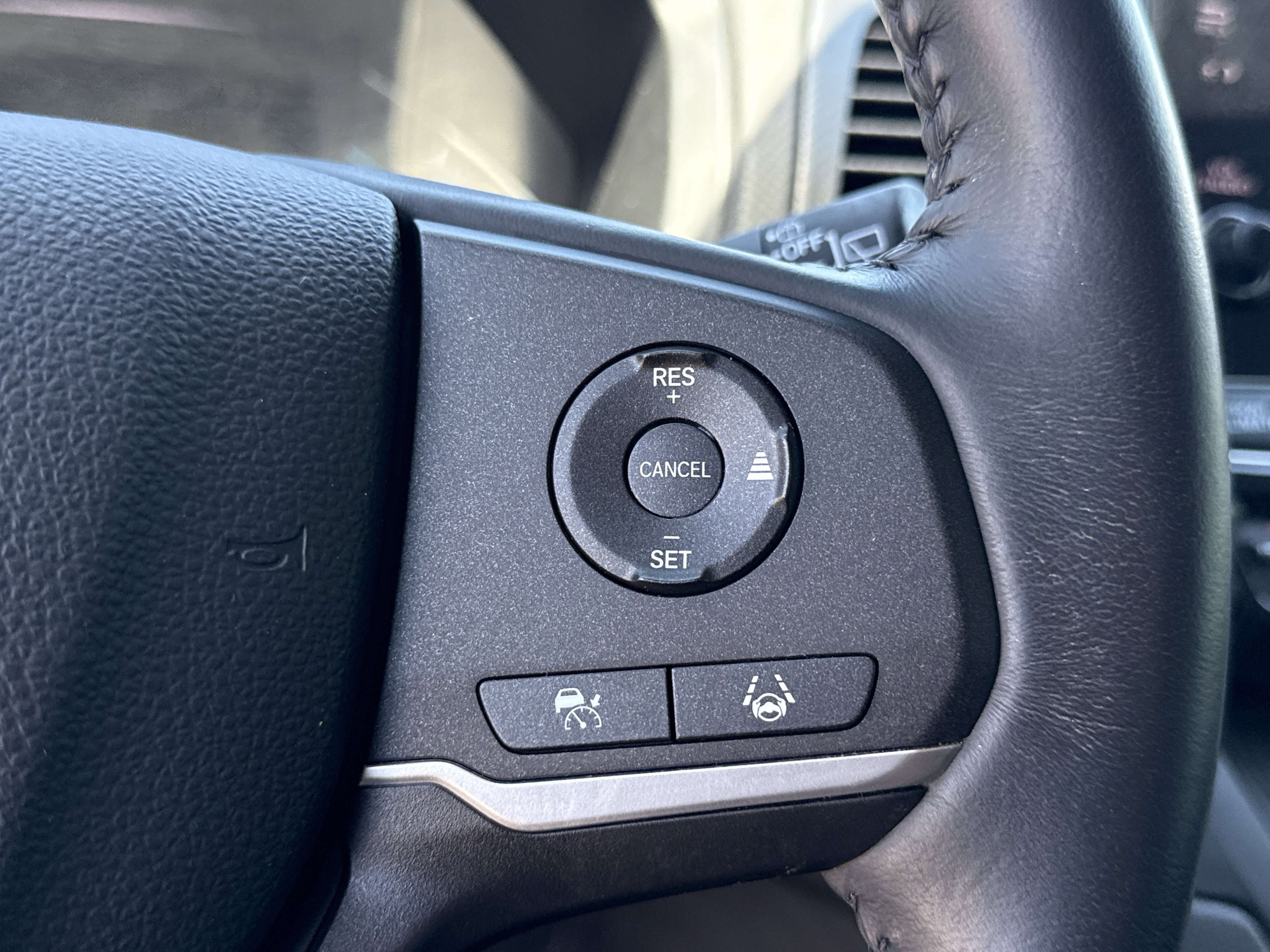 Certified 2024 Honda Odyssey EX-L image 37