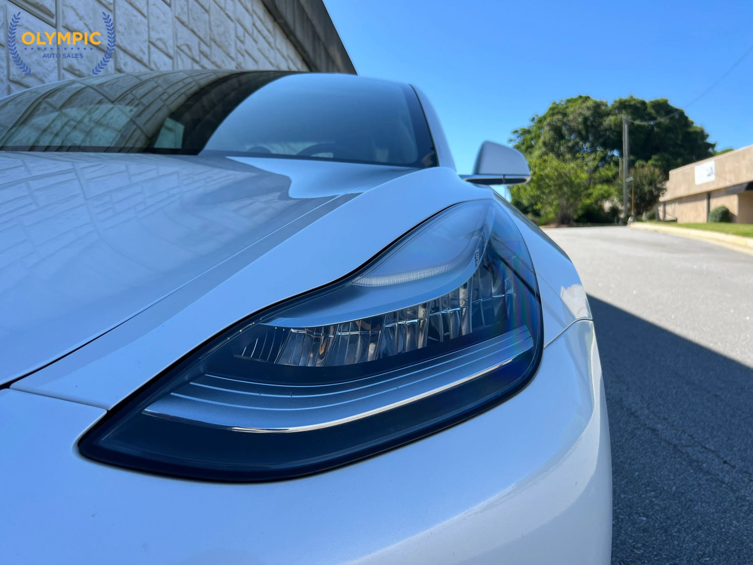 Used 2020 Tesla Model 3 Standard Range RWD image 14