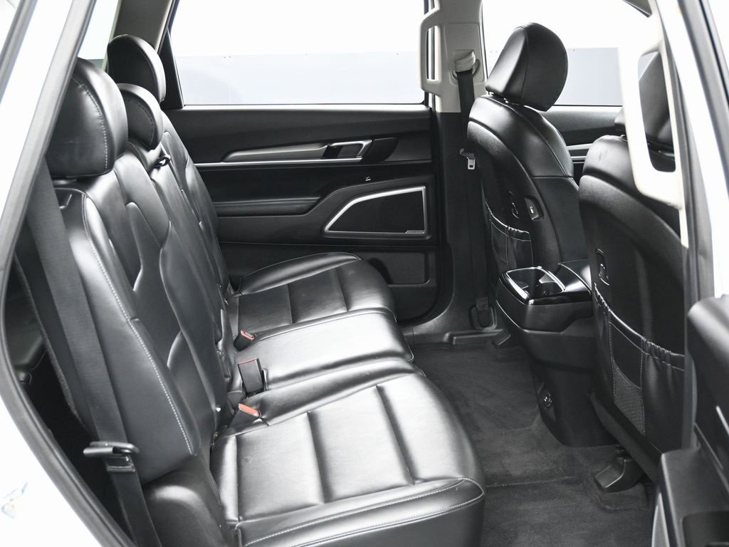 Used 2022 Kia Telluride LX image 35