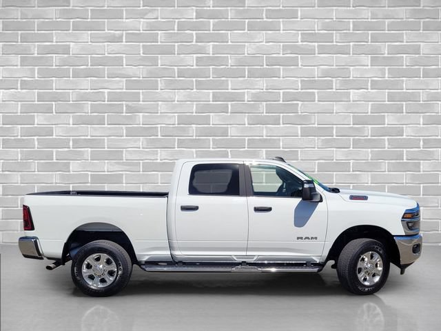 Used 2026 RAM 2500 Big Horn AWD/4WD image 4