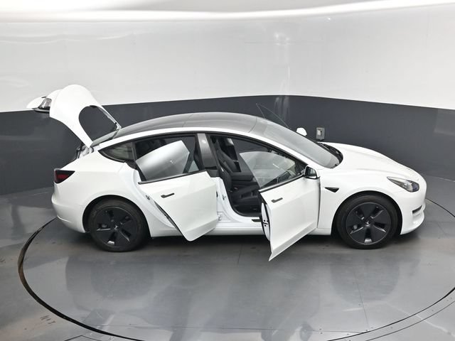 Used 2023 Tesla Model 3 Standard Range RWD image 18