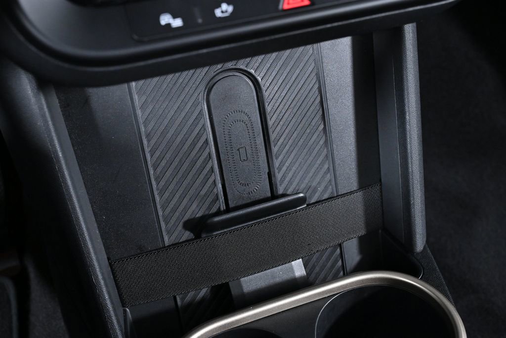 Certified 2025 MINI Cooper 2-Door Hardtop image 19