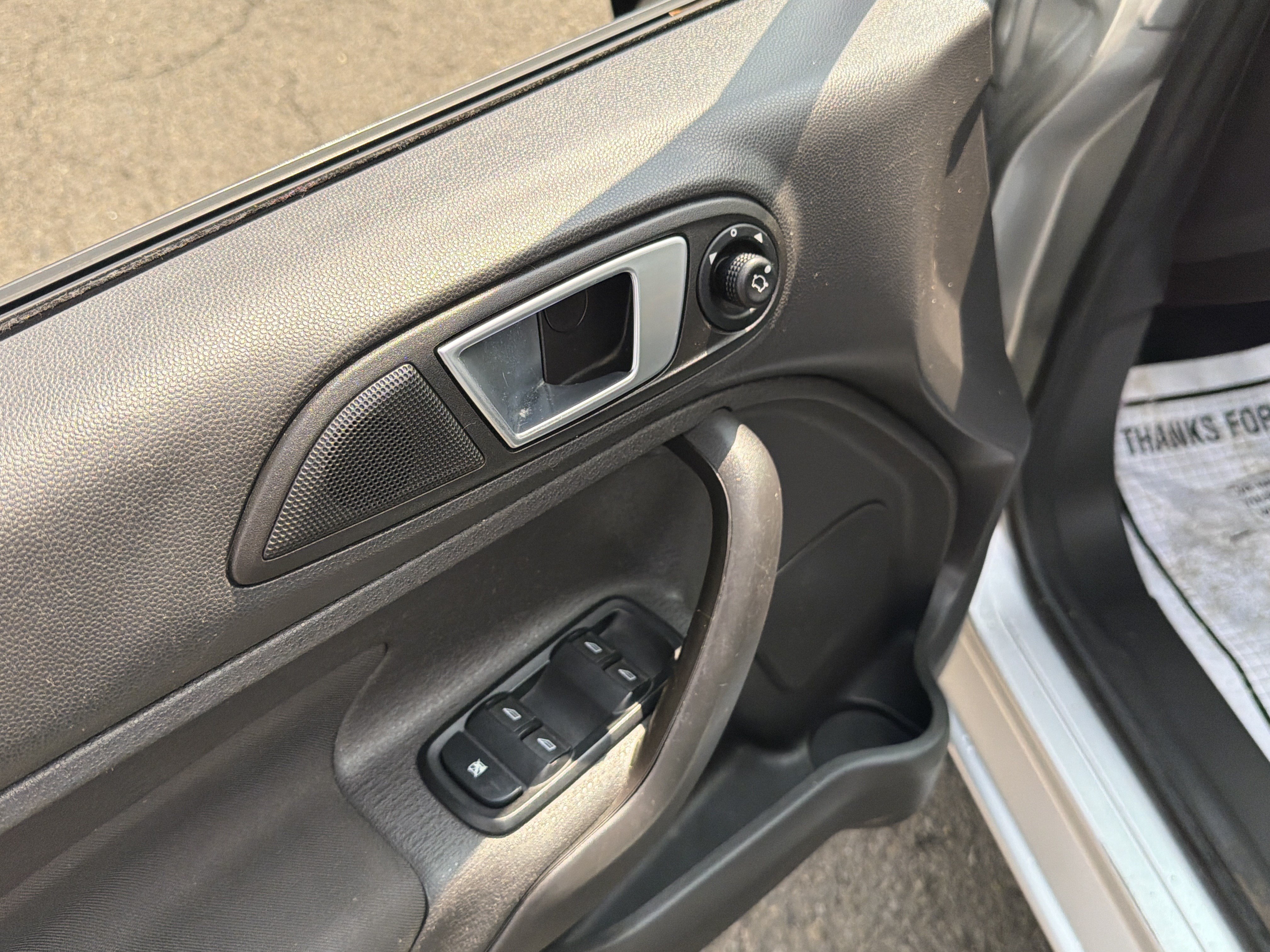 Used 2016 Ford Fiesta SE FWD image 12