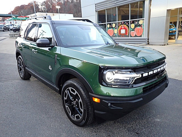 Used 2024 Ford Bronco Sport Outer Banks image 10