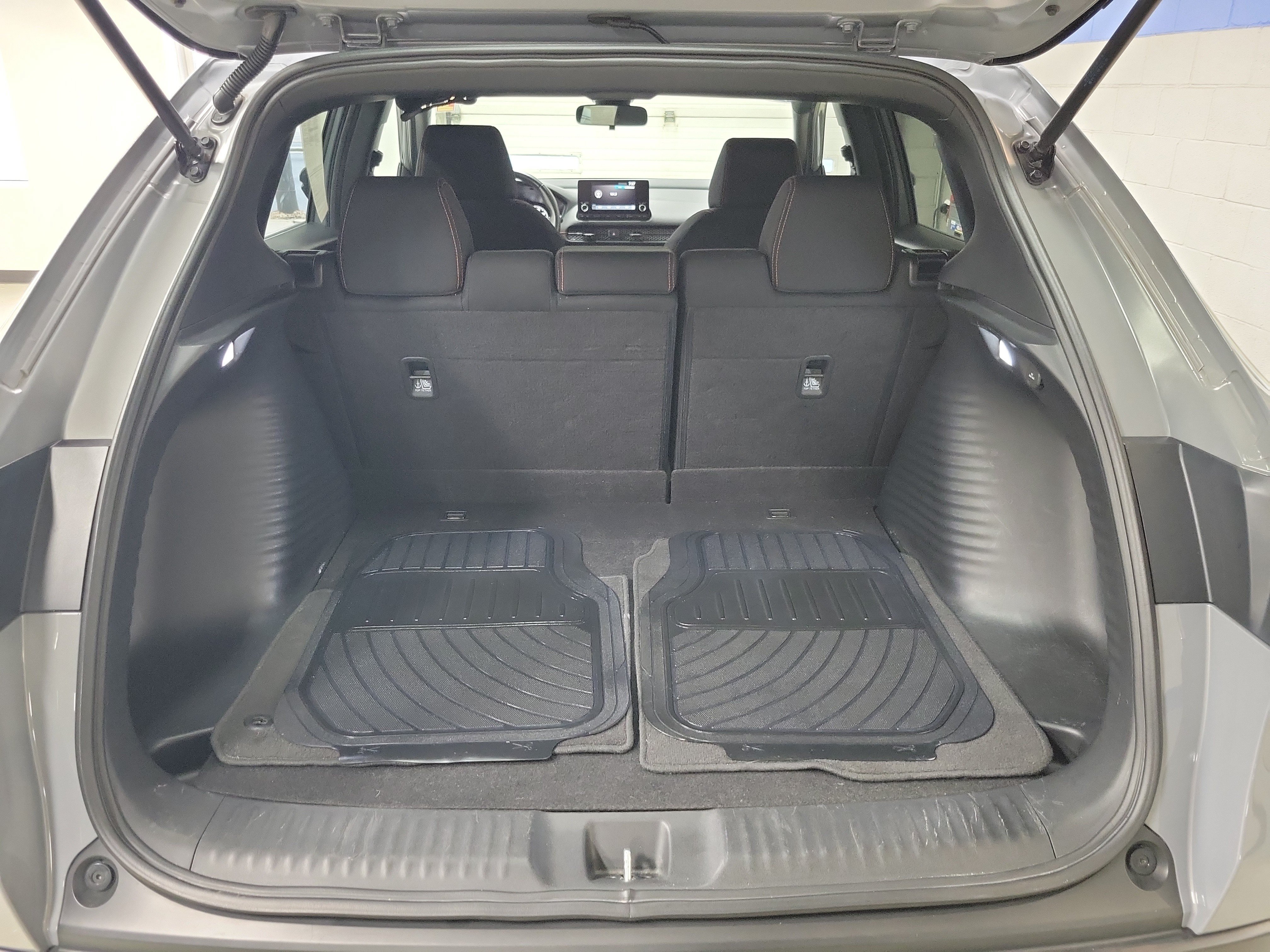 Certified 2024 Honda HR-V Sport image 10