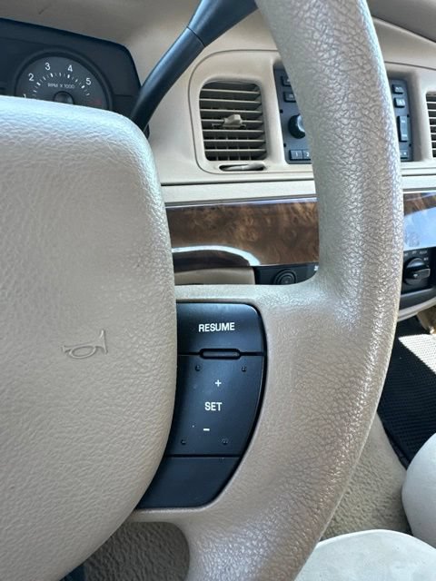 Used 2006 Mercury Grand Marquis GS RWD image 17