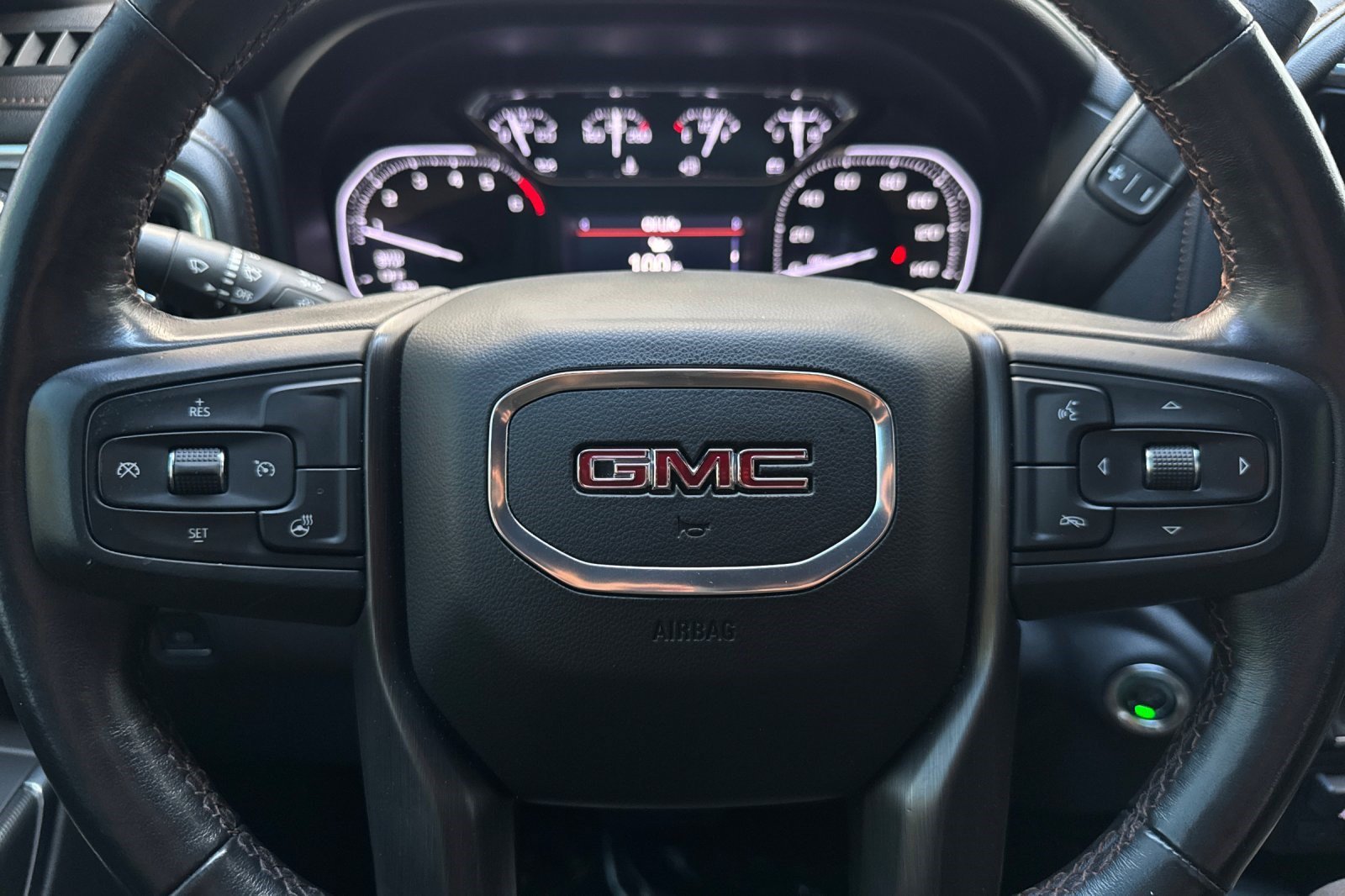 Used 2021 GMC Sierra 1500 AT4 w/ AT4 Value Package AWD/4WD image 10