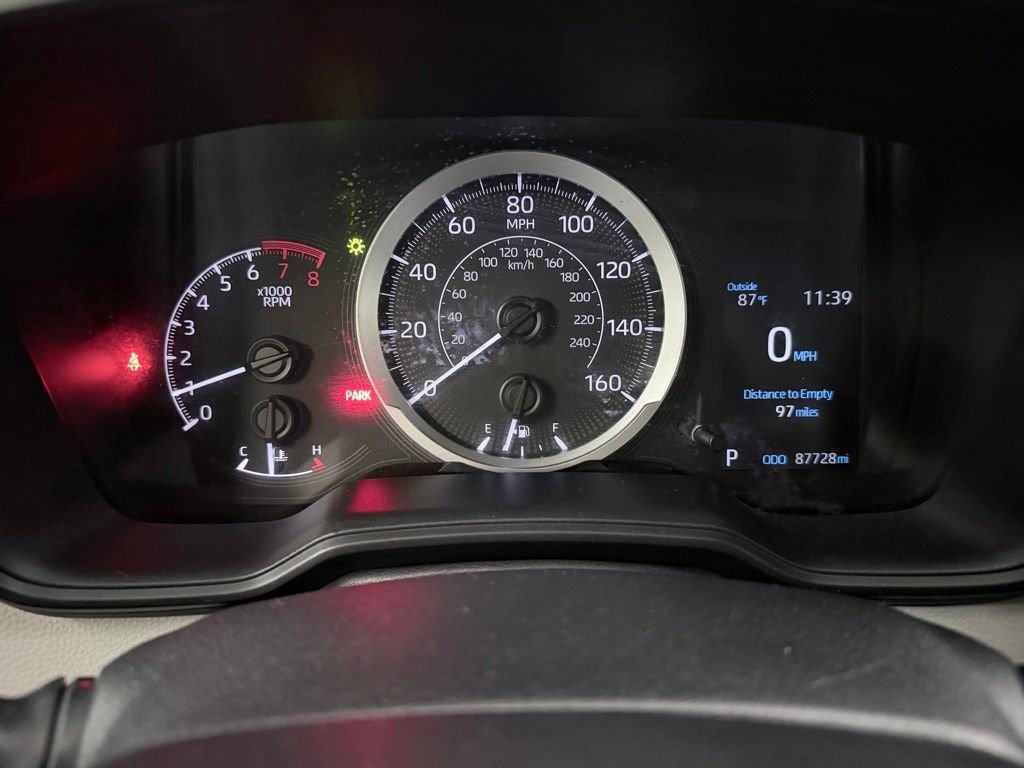 Used 2022 Toyota Corolla LE FWD image 14