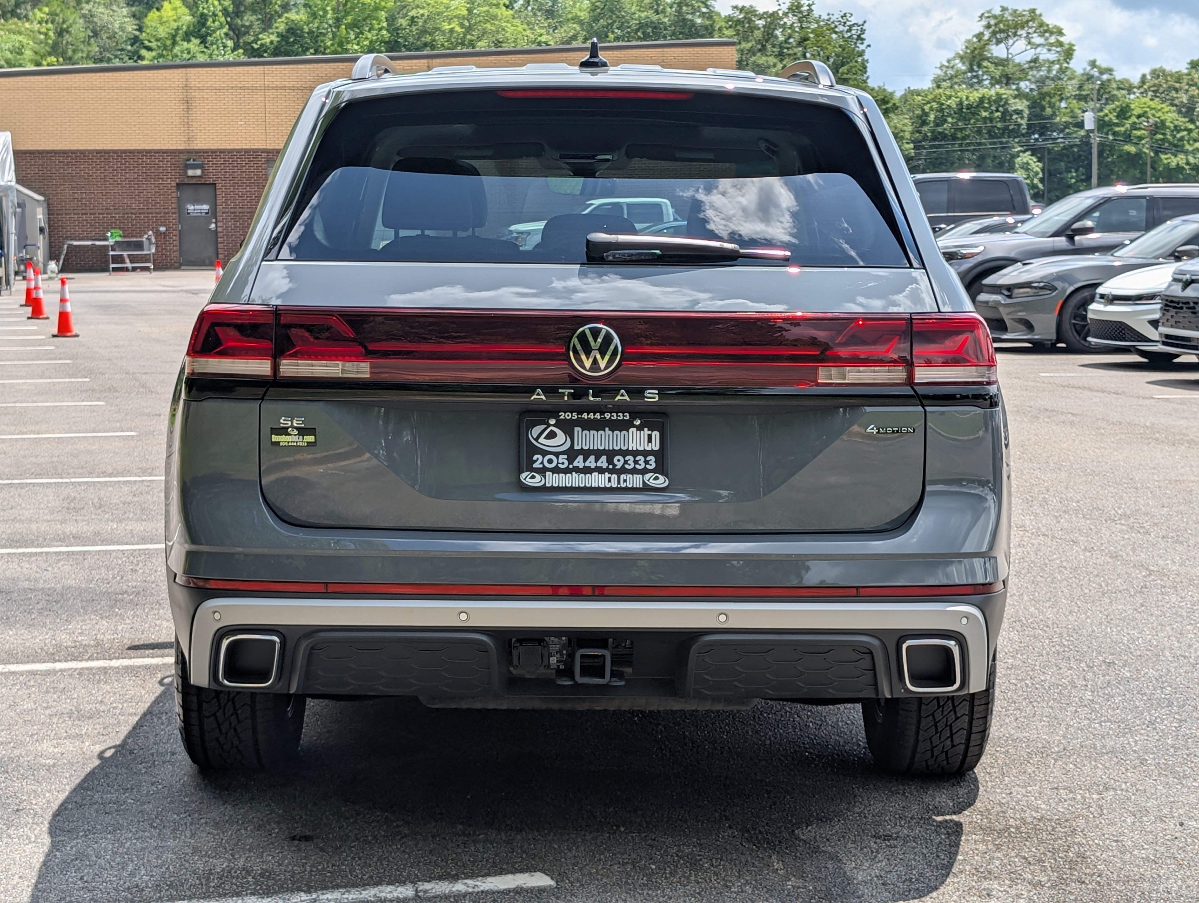 Used 2026 Volkswagen Atlas Peak Edition AWD/4WD image 9