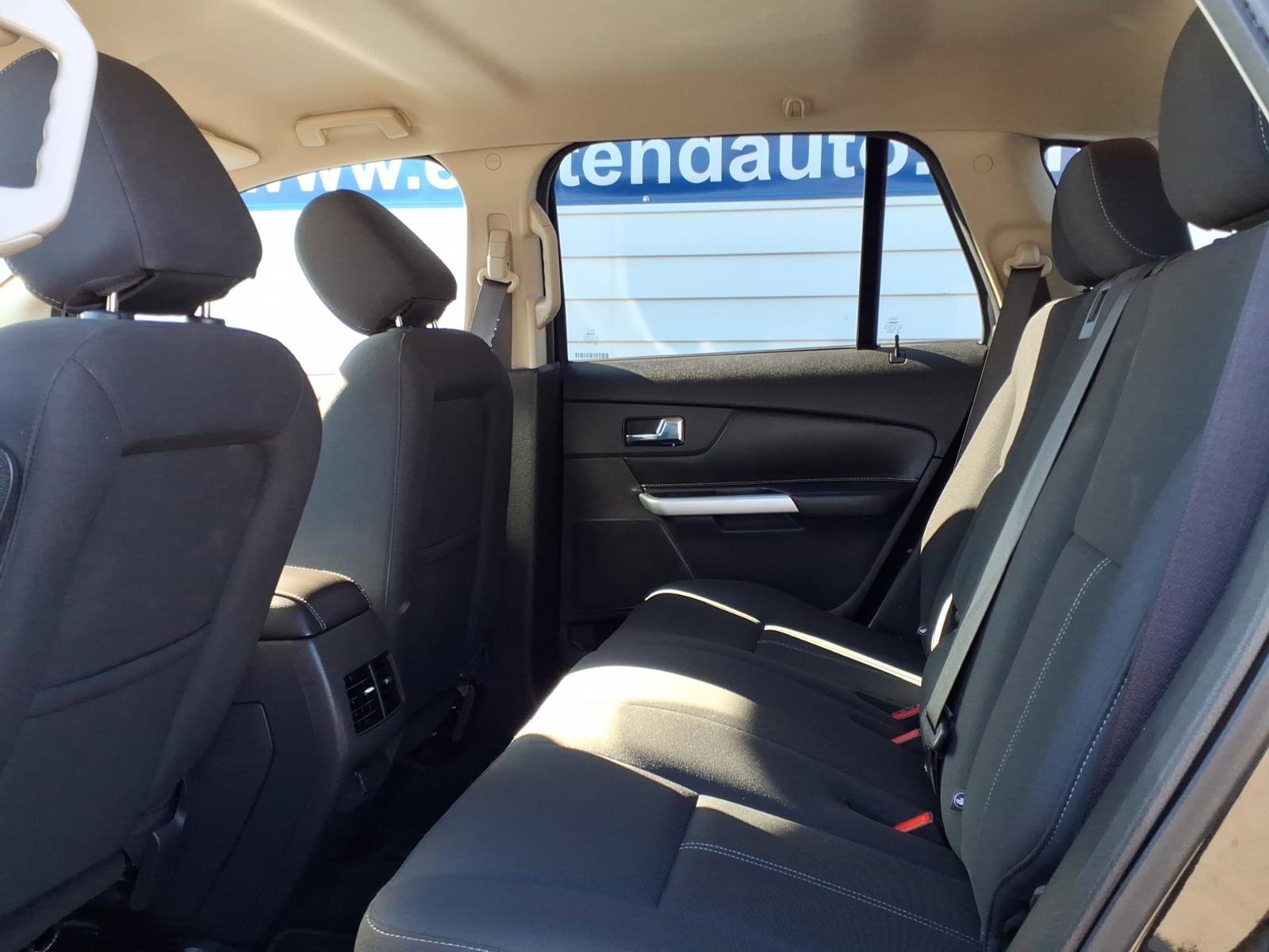 Used 2013 Ford Edge SE FWD image 9