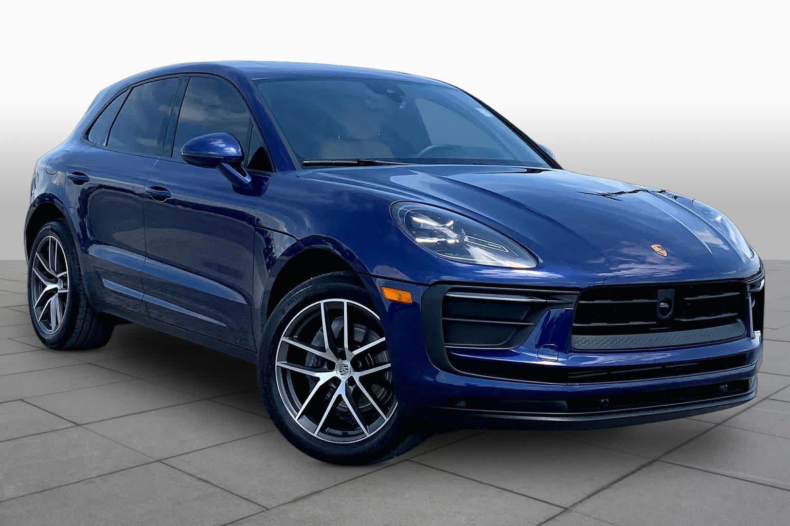 Used 2023 Porsche Macan Turbo AWD/4WD image 3