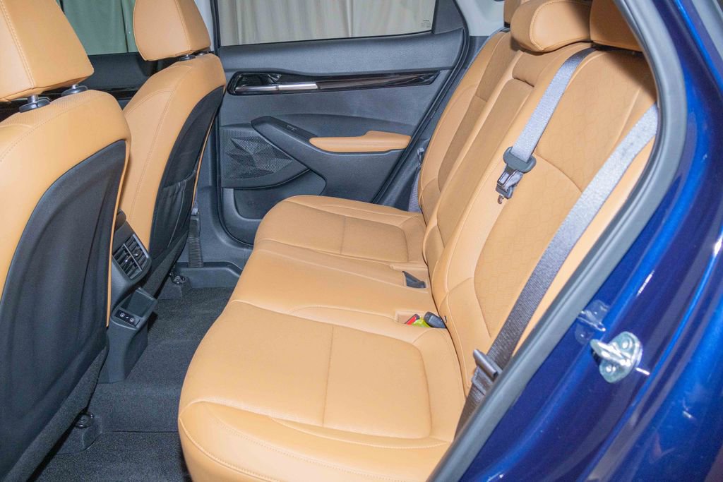 Used 2024 Kia Seltos EX image 12