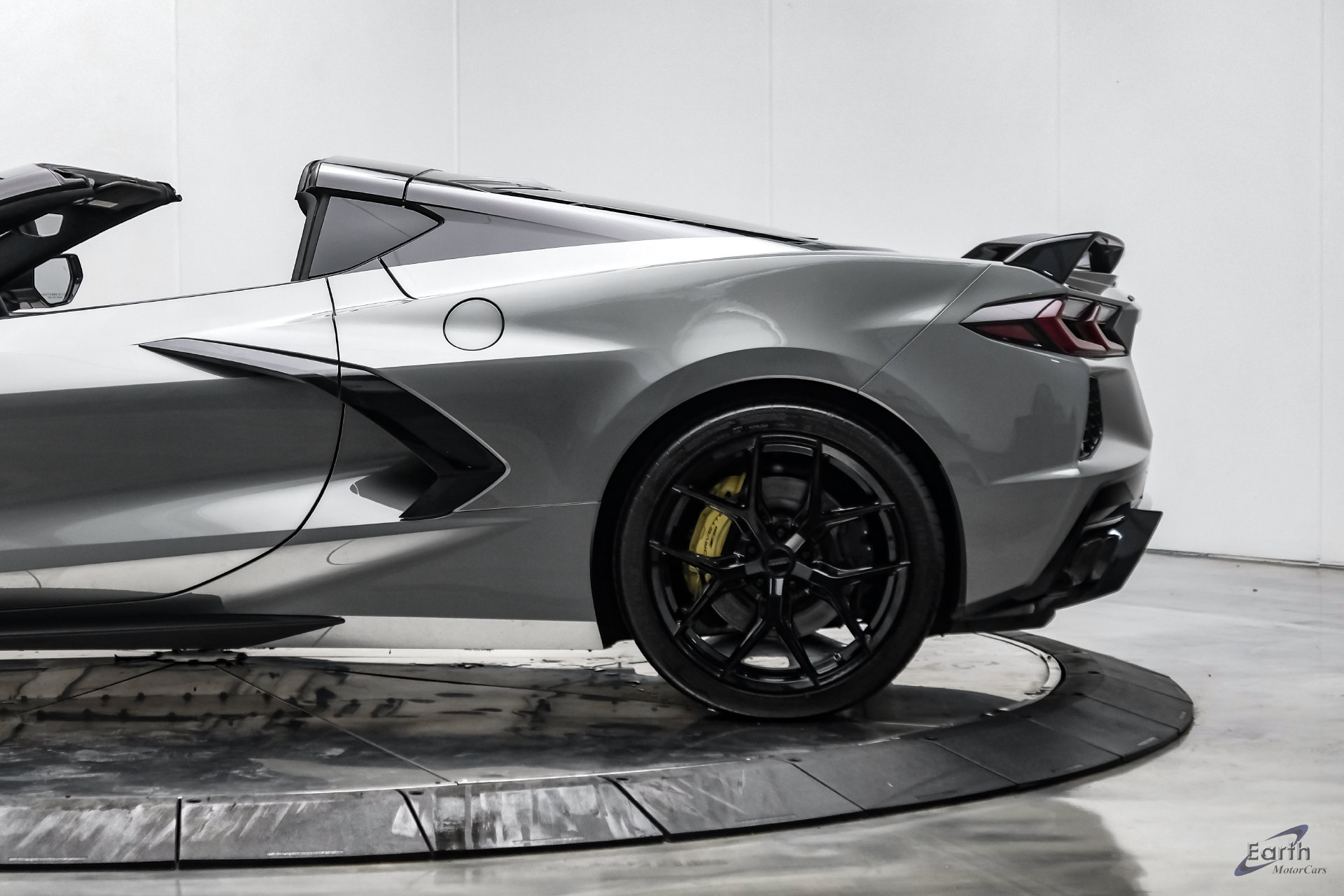 Used 2023 Chevrolet Corvette Stingray Preferred Cpe w/ Z51 Performance Package RWD image 12