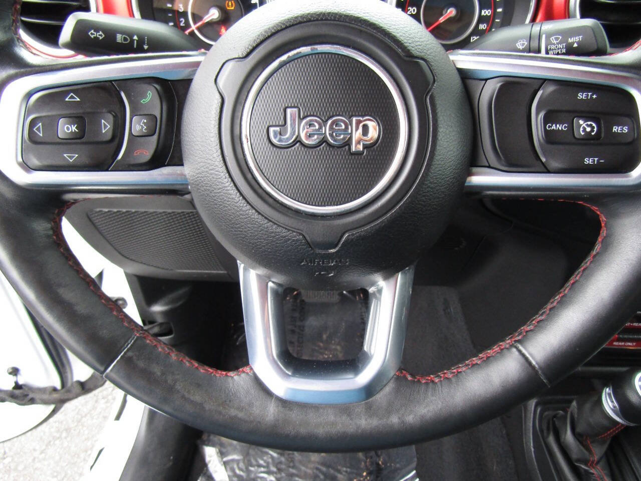 Used 2018 Jeep Wrangler Rubicon w/ Cold Weather Group image 19