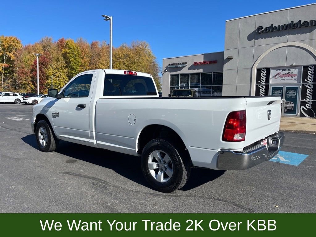 Used 2023 RAM 1500 Classic SLT AWD/4WD image 2