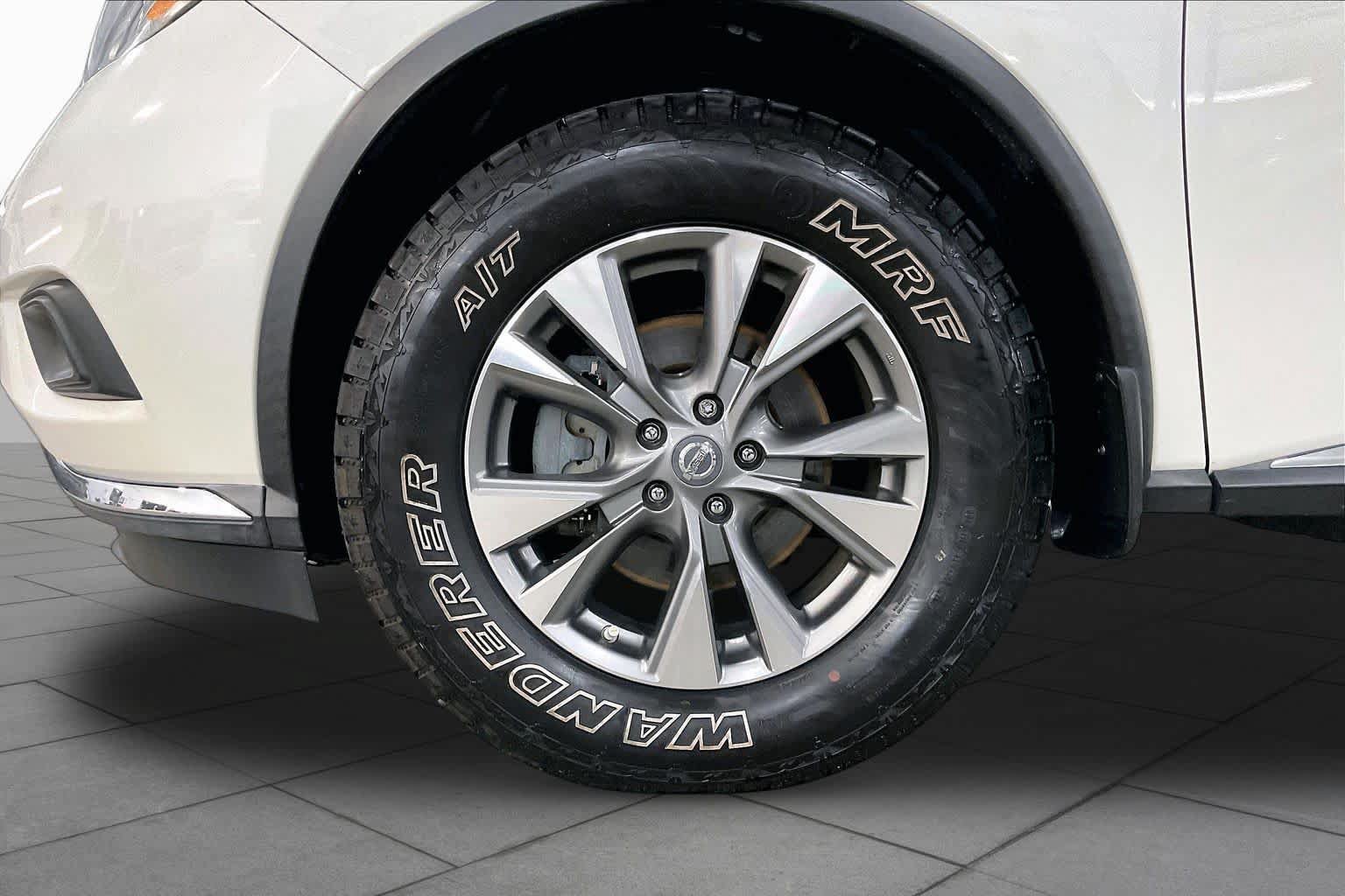 Used 2017 Nissan Murano SL AWD/4WD image 11