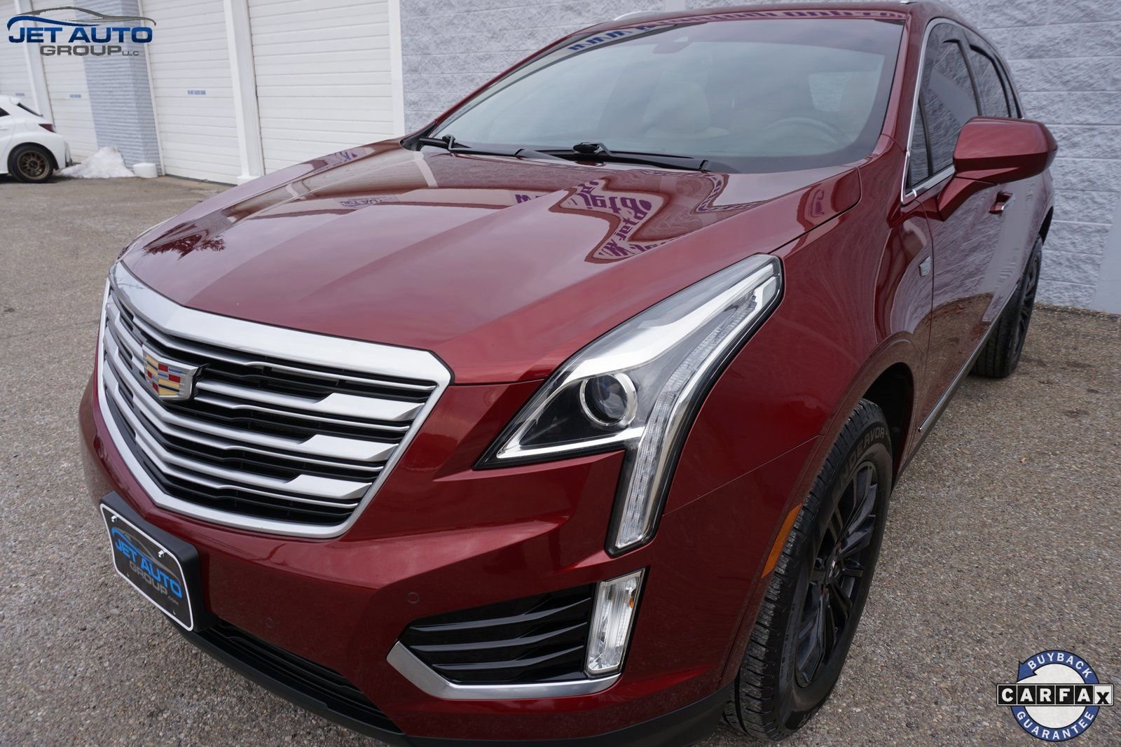 Used 2018 Cadillac XT5 Luxury w/ Driver Awareness Package image 5