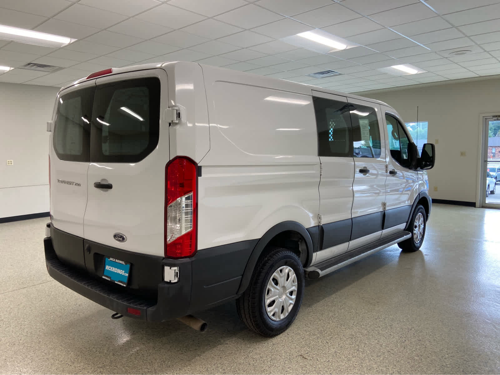 Used 2023 Ford Transit 250 Low Roof w/ Exterior Upgrade Package image 5