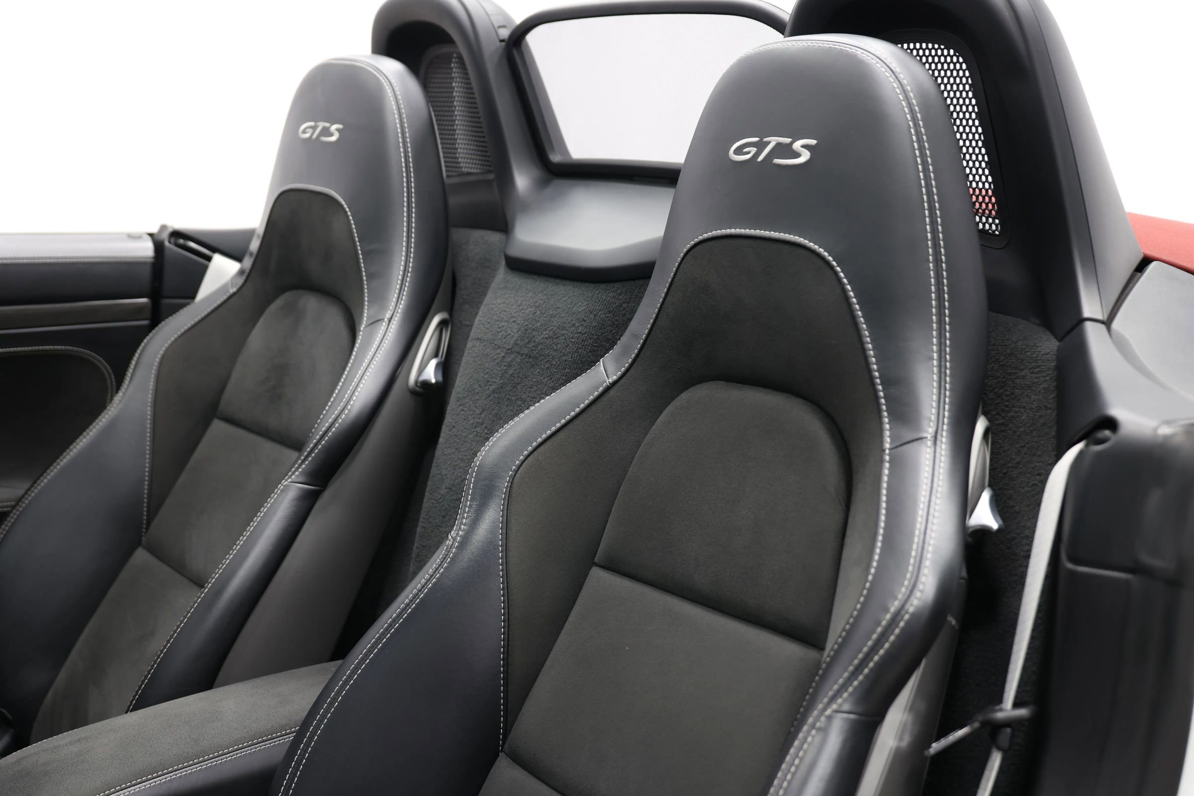 Used 2021 Porsche 718 Boxster GTS image 17
