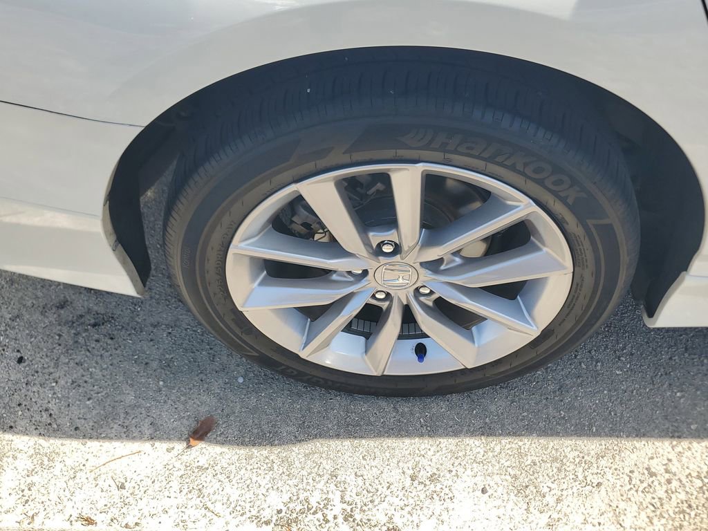 Used 2021 Honda Accord LX image 10