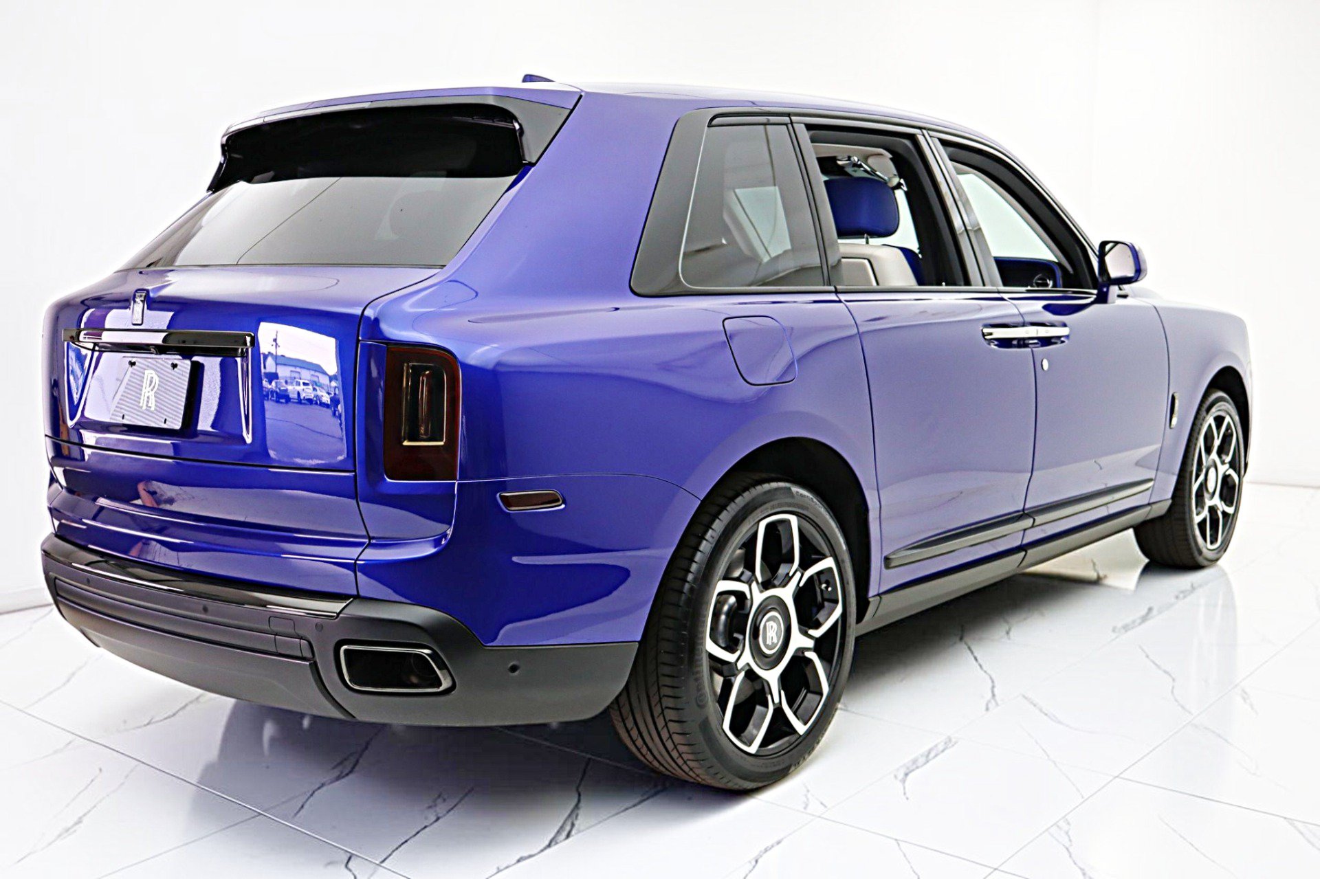 Used 2023 Rolls-Royce Cullinan Black Badge w/ Driver's Package AWD/4WD image 10