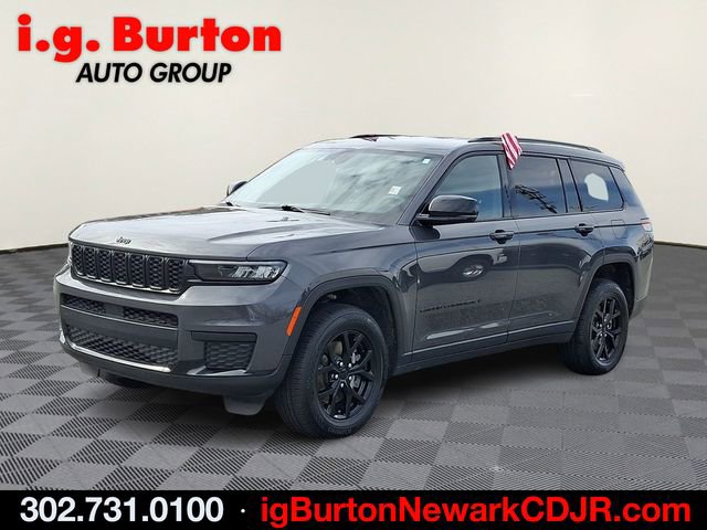 Used 2024 Jeep Grand Cherokee L Laredo AWD/4WD image 3