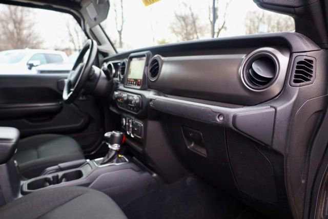 Used 2021 Jeep Gladiator Sport image 35