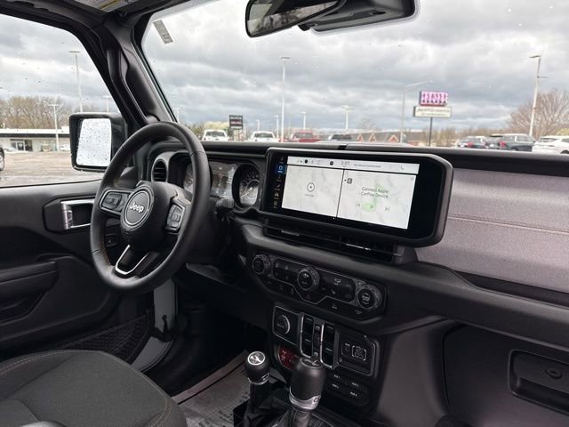 Used 2024 Jeep Wrangler Willys image 14