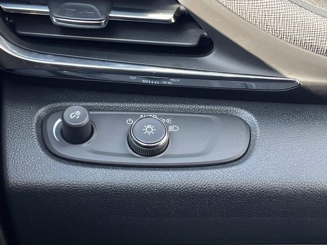 Used 2025 Buick Envista Preferred w/ Convenience I Package image 31