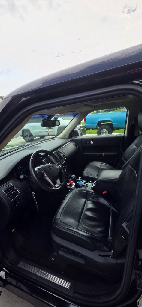 Used 2019 Ford Flex Limited AWD/4WD image 7