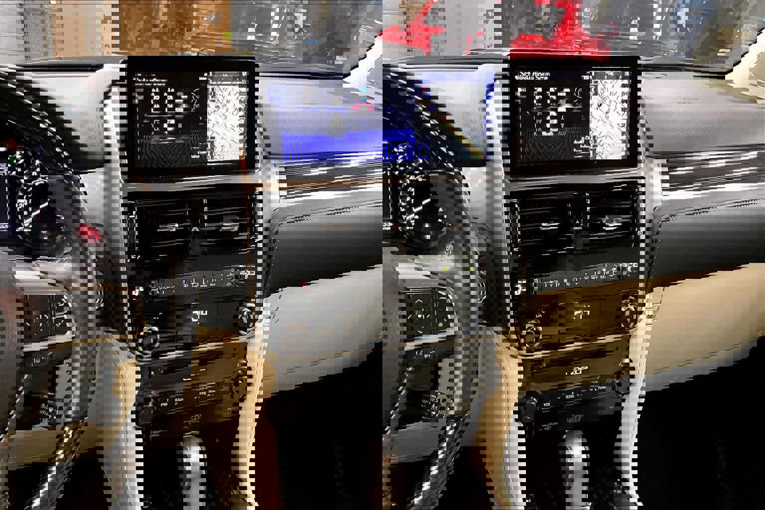 Used 2023 Lexus GX 460 Premium w/ Accessory Package image 7