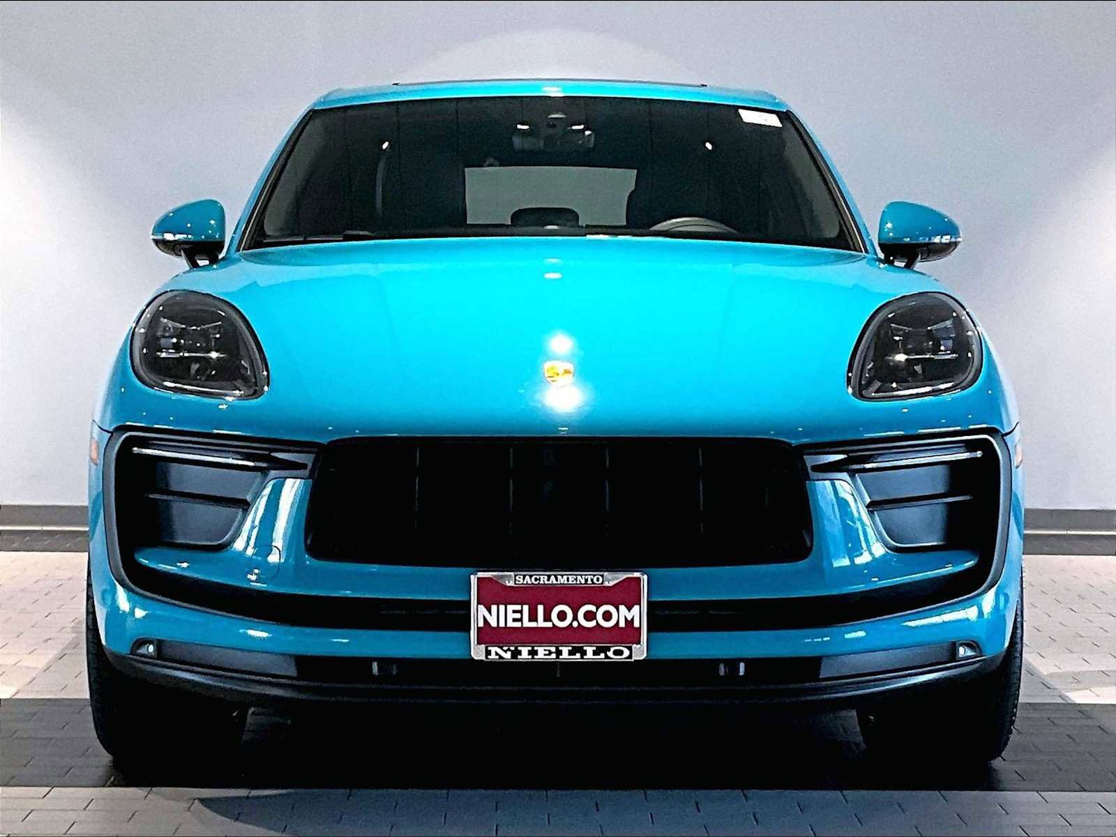 Used 2022 Porsche Macan image 13