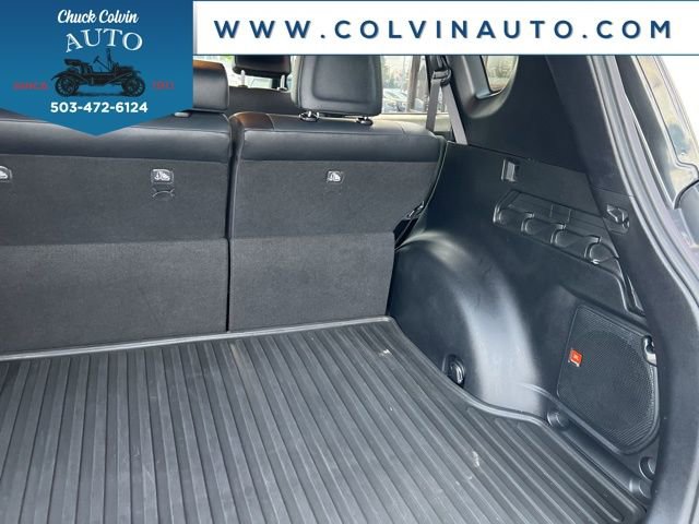 Used 2016 Toyota RAV4 SE image 29