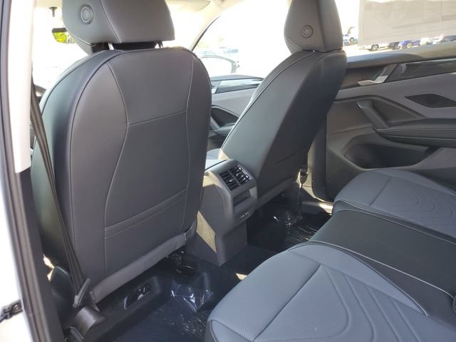 New 2026 Volkswagen Tiguan SE AWD/4WD image 10